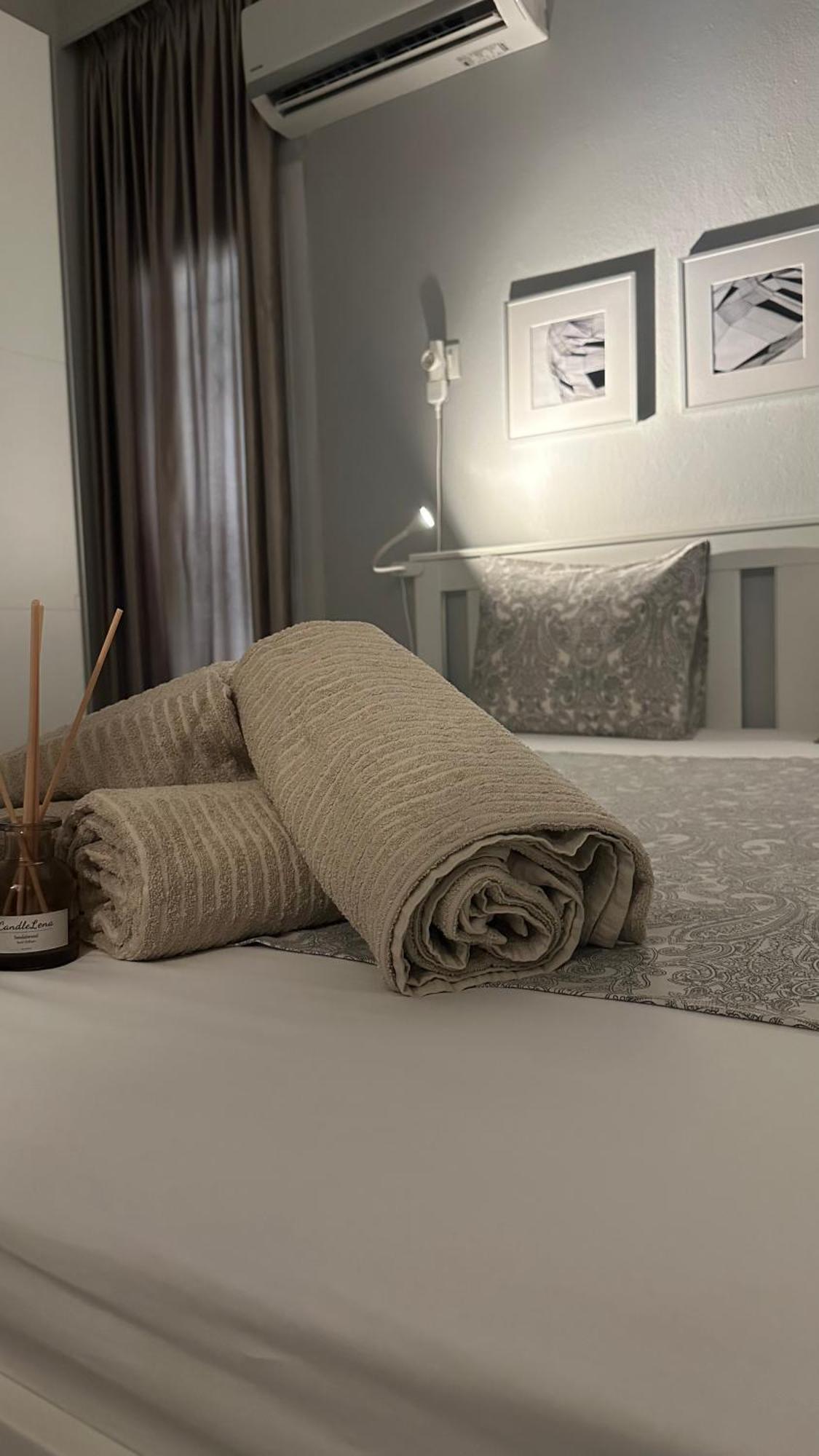 Mellia Apartment *