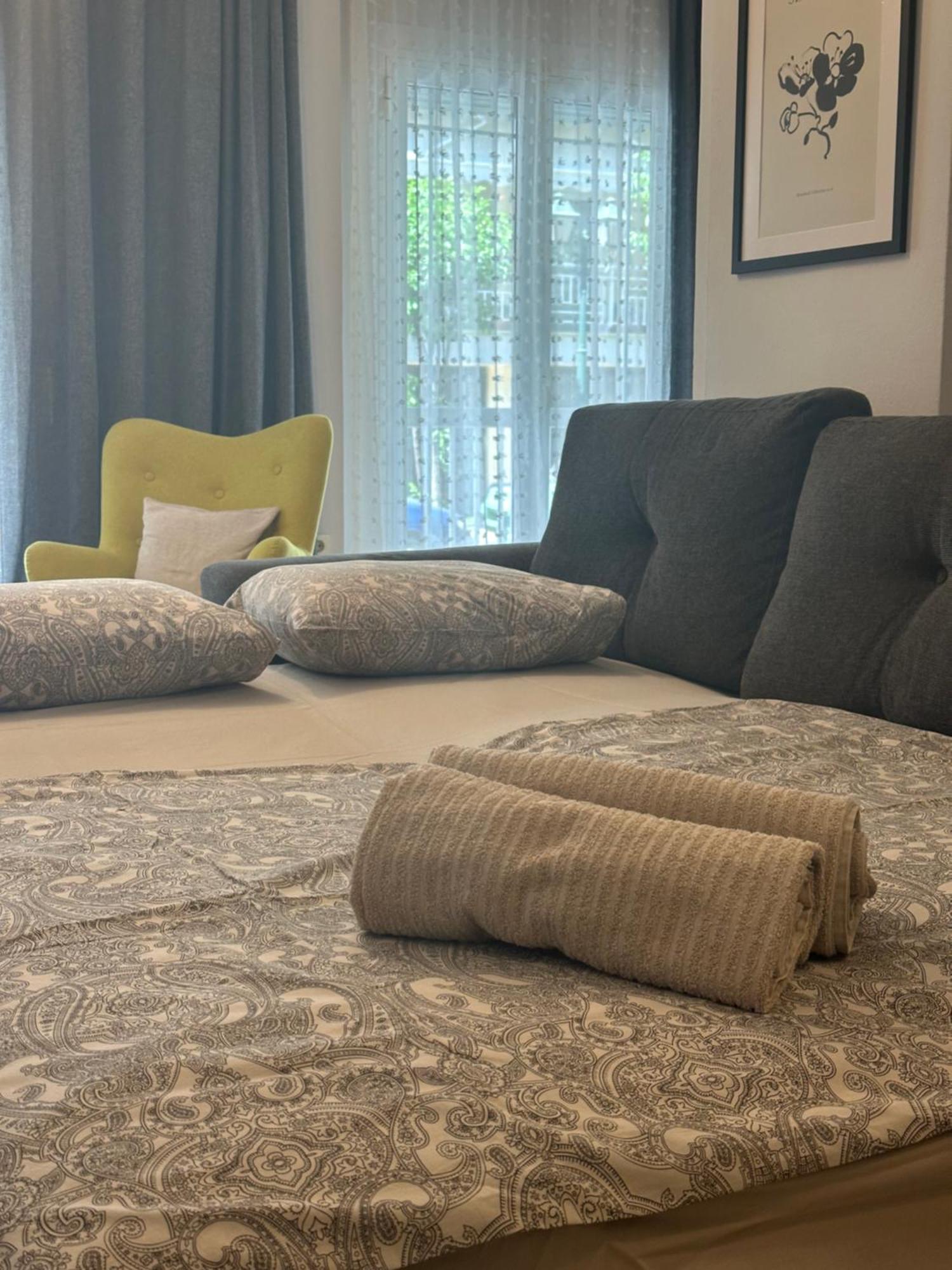 Mellia Apartment *